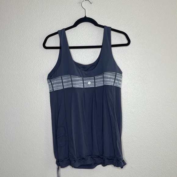 Lululemon Athletica Top - Picture 3 of 5
